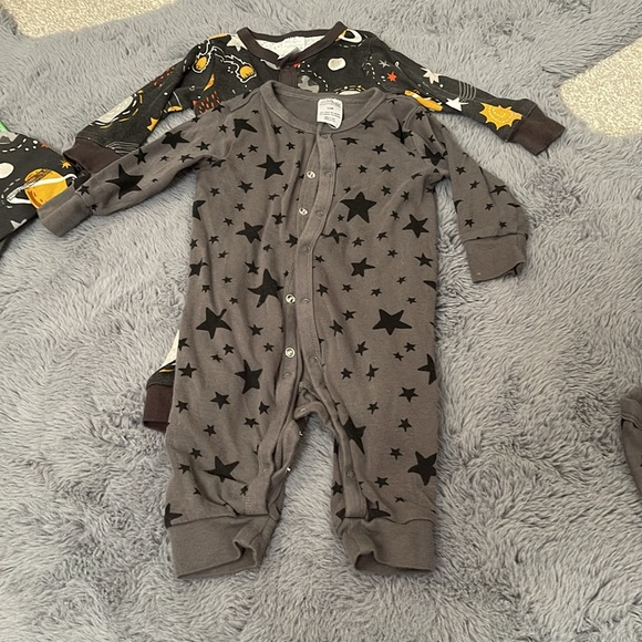 10 Pc Modern Moments by Gerber Baby Boy Gift Set - 3-6Months - Picture 4 of 12